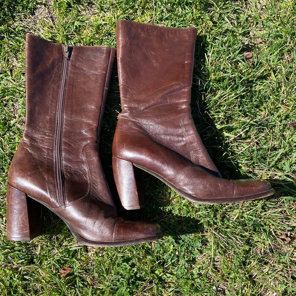 Vintage Brown Leather Guess Boots